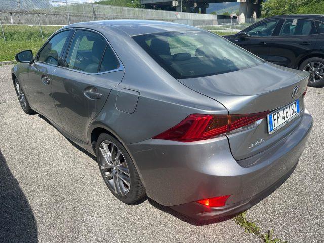 LEXUS IS 220d IS Hybrid Executive