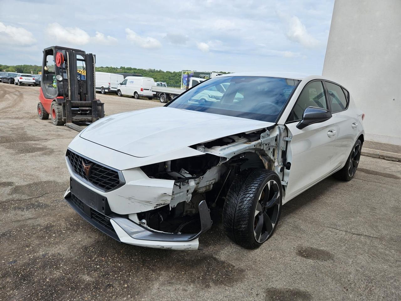 CUPRA Leon 2.0 tsi 190cv dsg - START INCIDENTATA