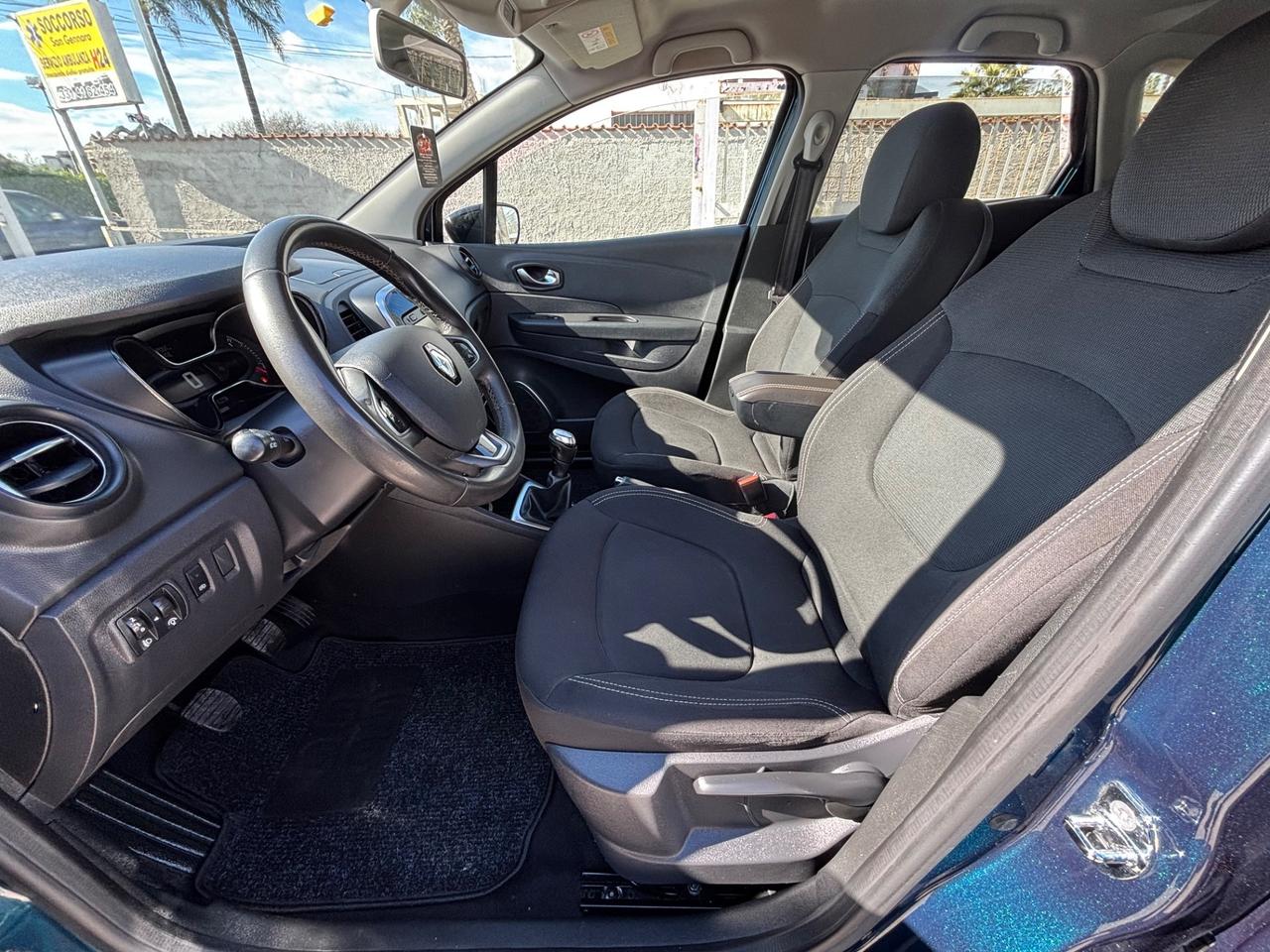 RENAULT CAPTUR TCE 90CV 80.000KM FULL OPT