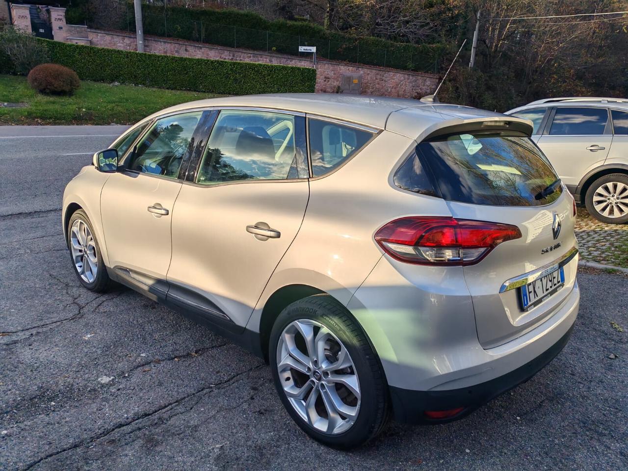 Renault Scenic Scénic dCi 8V 110 CV Energy Bose