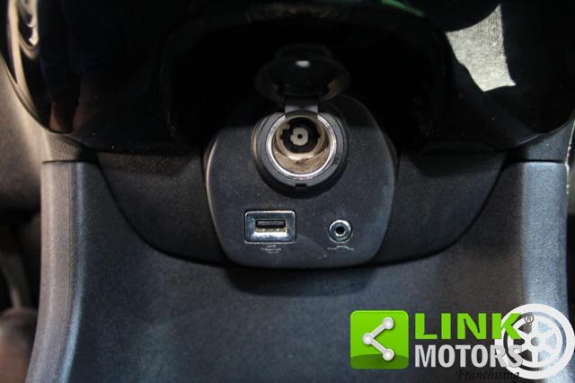 TOYOTA Aygo 1.0 VVT-i 69 CV 5 porte x-play Unico Proprietario