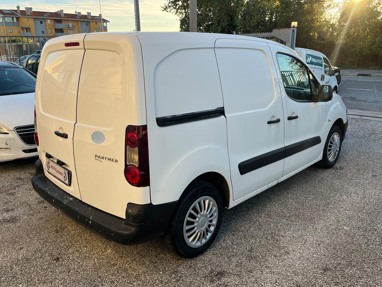 Peugeot Partner 1.6 HDi 90CV 3 posti IVA INCLUSA
