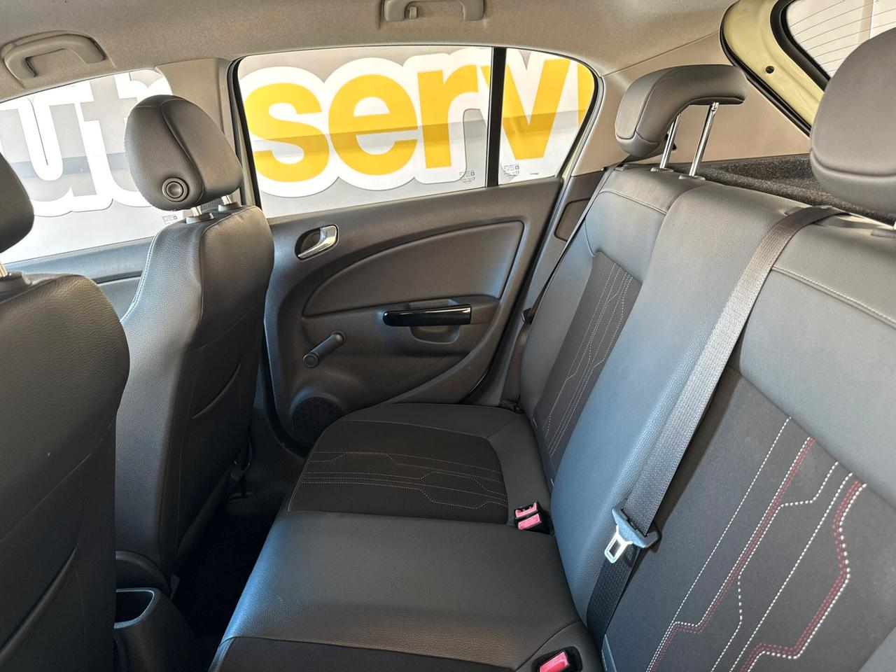 Opel Corsa 1.2 benzina