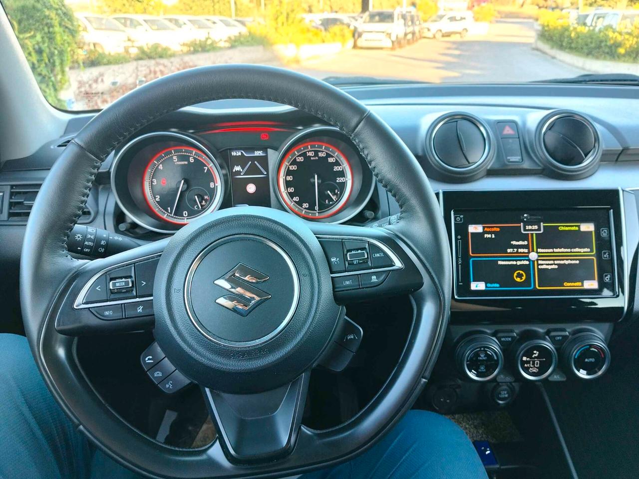 Suzuki Swift 1.2 Hybrid Top