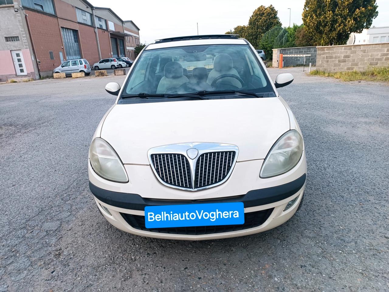 Lancia Ypsilon 2006---1.2 Benzina Neopatentati