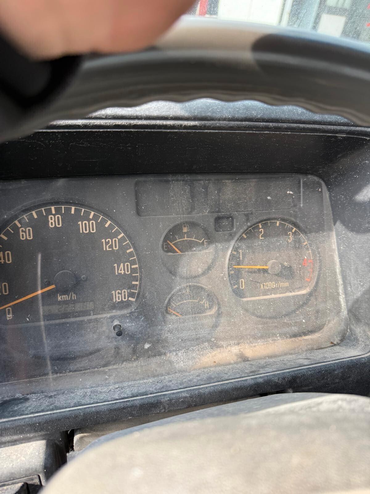 Isuzu Motors LTD NPR 77