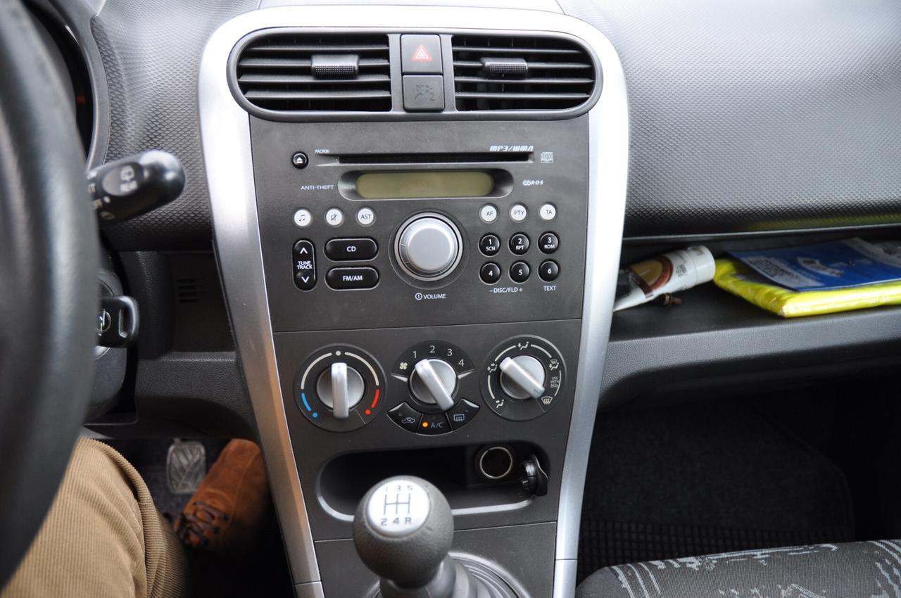 Opel Agila 1.0 12V 65CV NEOPATENTATI