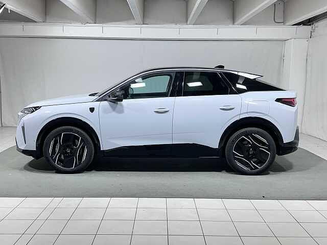 Peugeot 3008 GT motore elettrico (73kWh) 210 CV GT KM ZERO