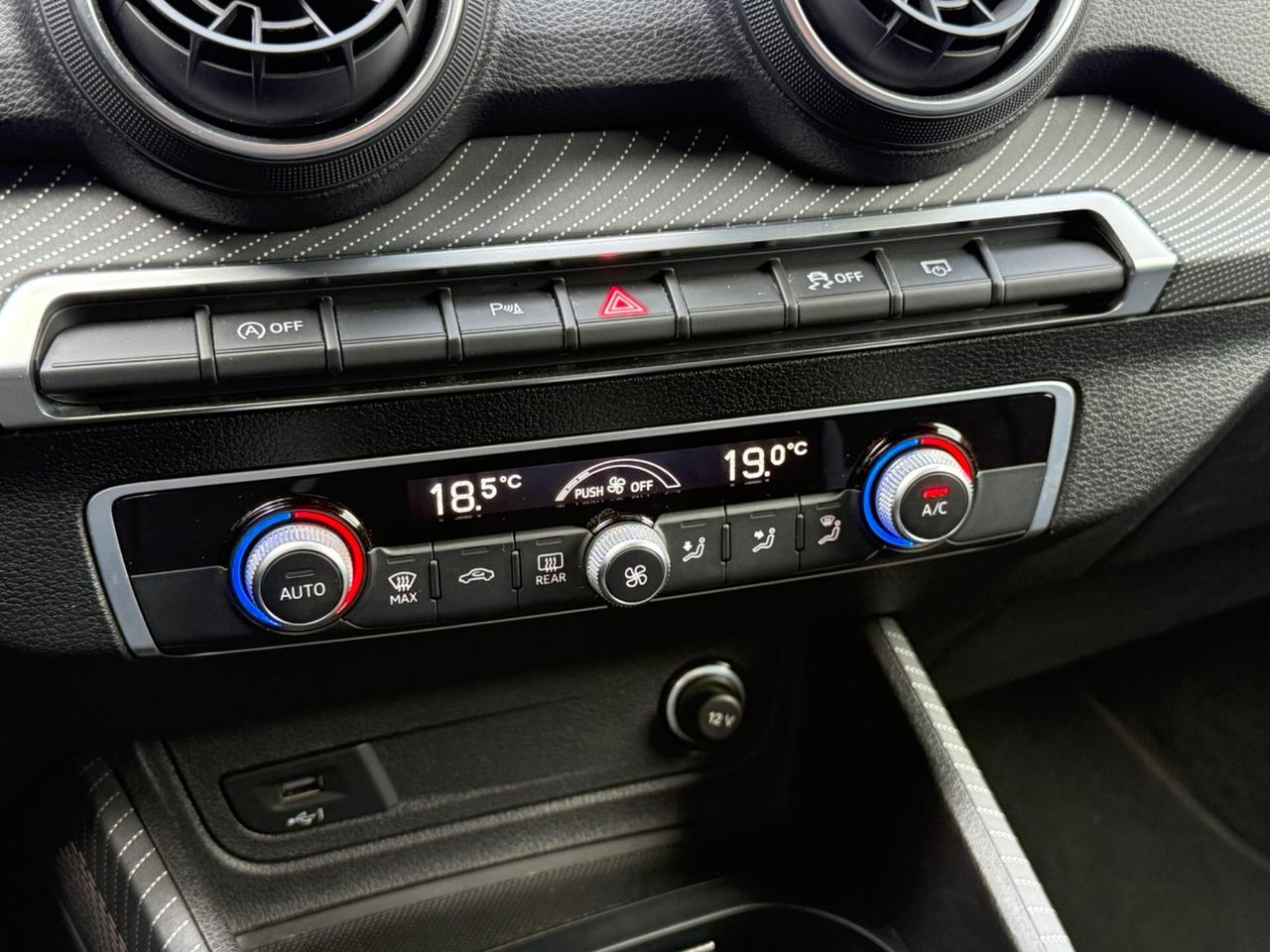 Audi Q2 30 TDI S tronic |LED|CERCHI 19