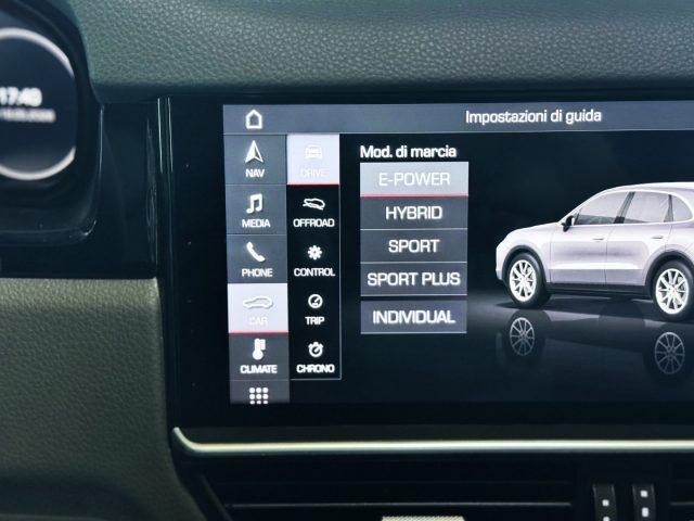 PORSCHE Cayenne 3.0 V6 E-Hybrid *UNIPROP*RADAR*SPORT CHRONO*