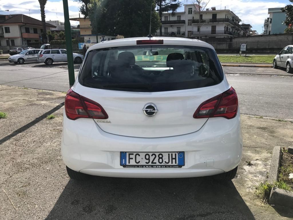 Opel Corsa 1.4 90CV 66 kW GPL Tech 5 porte b-Color