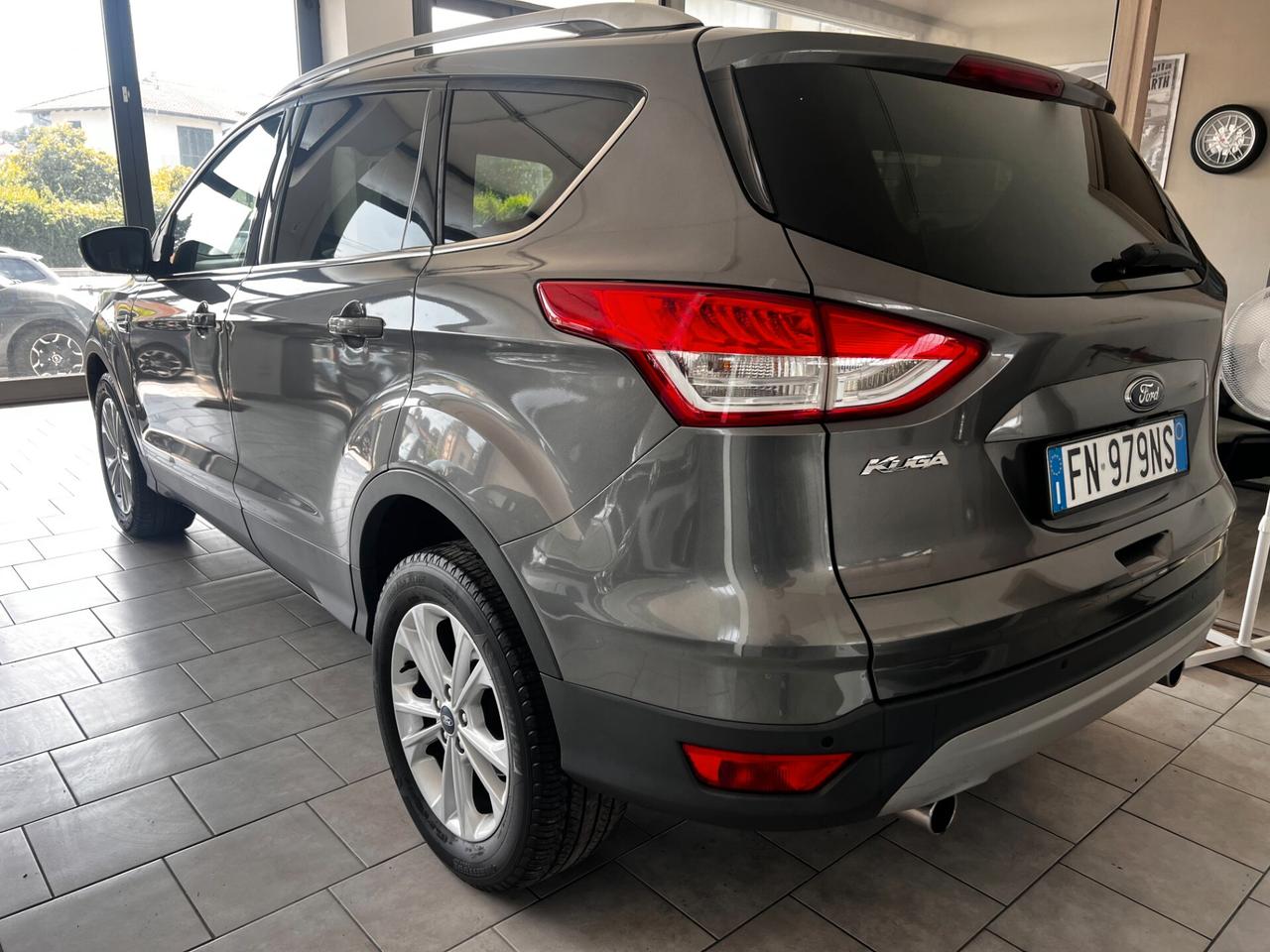 Ford Kuga 2.0 TDCI 163 CV 4WD Powershift Titanium