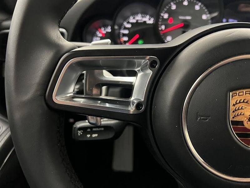 Porsche 911 CARRERA 4S Coupe