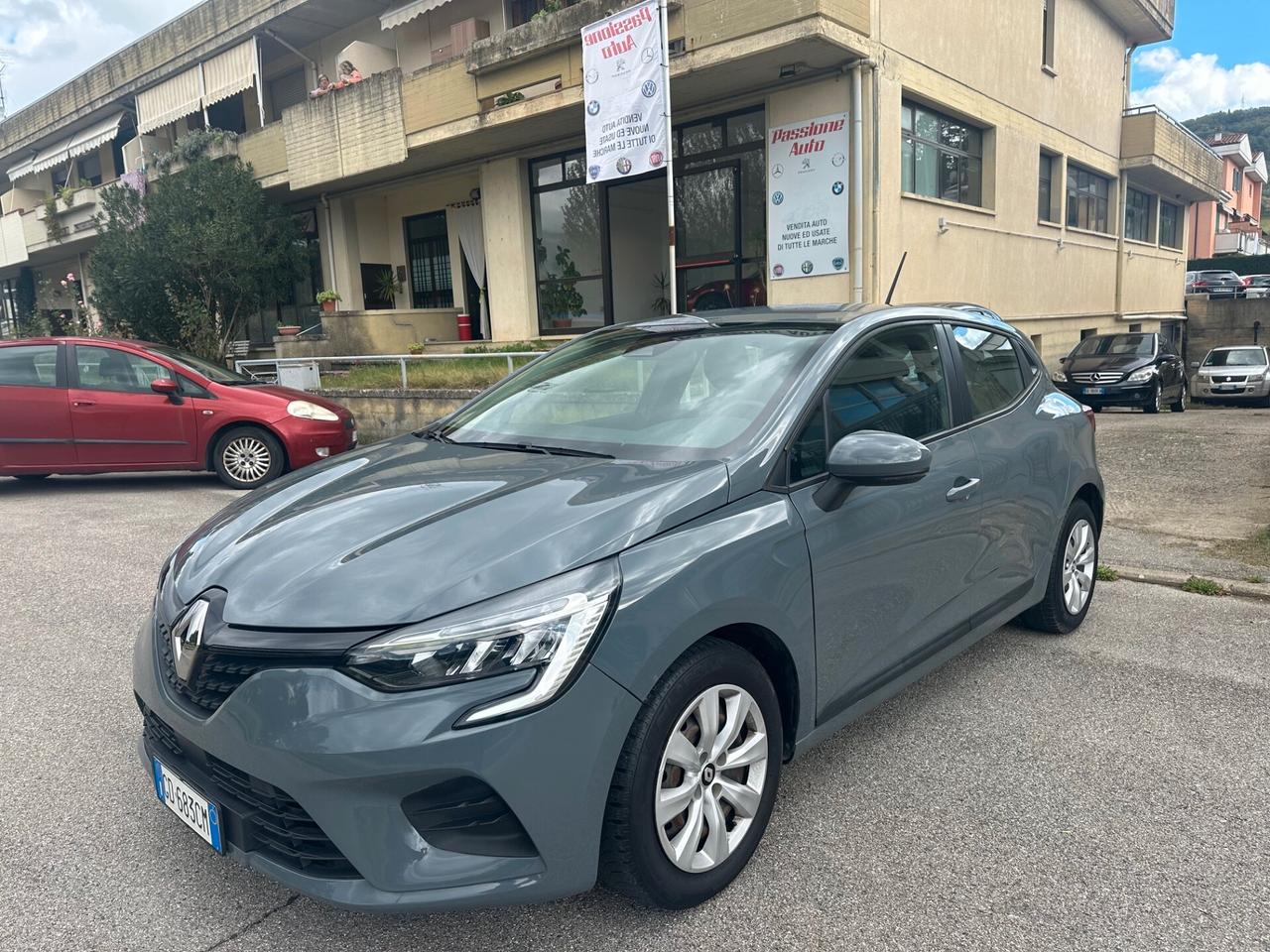 Renault Clio TCe 12V 100 CV GPL 5 porte Life ok neo patentati