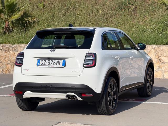 FIAT 600 HYBRID 145CV DCT MHEV+NAVI+RCAM+2PDC+LED