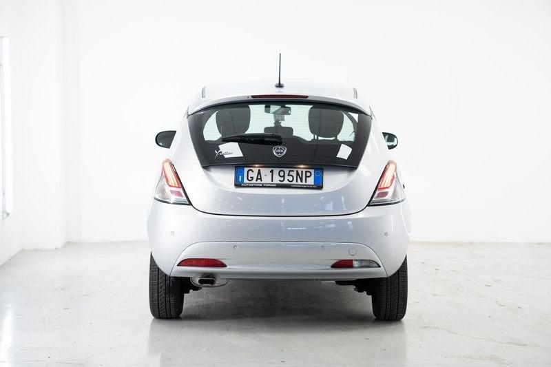 Lancia Ypsilon 1.2 69CV 5 porte S&S Gold