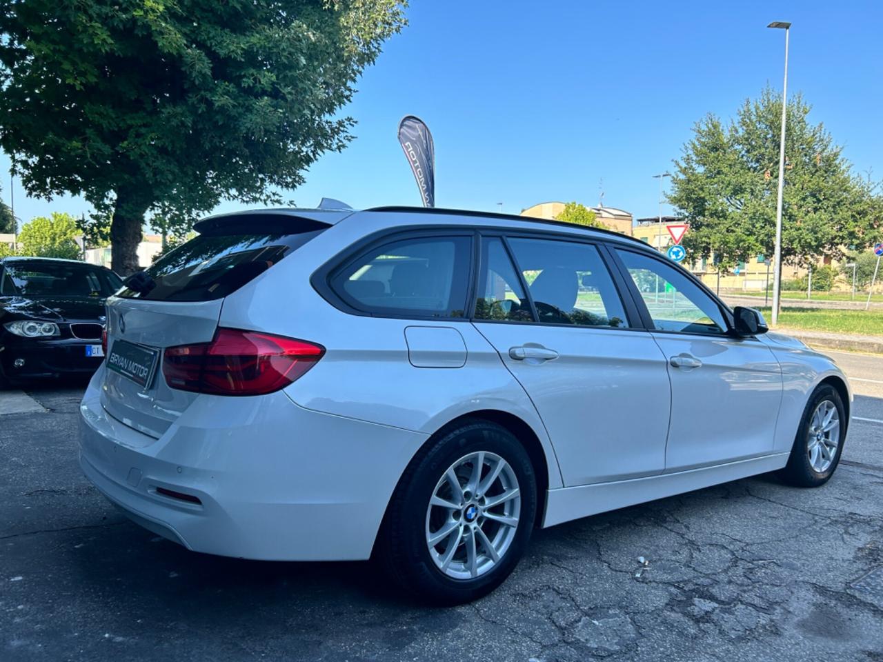 Bmw 318 318d Touring Business Advantage aut.