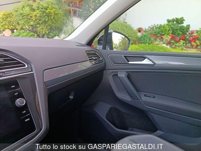 Volkswagen Tiguan 2.0 TDI 150 CV SCR DSG Life #CAMERA360 #LED