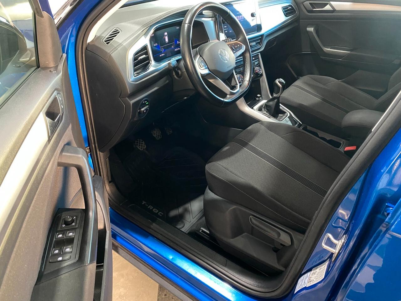 Volkswagen T-Roc 1.0 TSI Life-2022