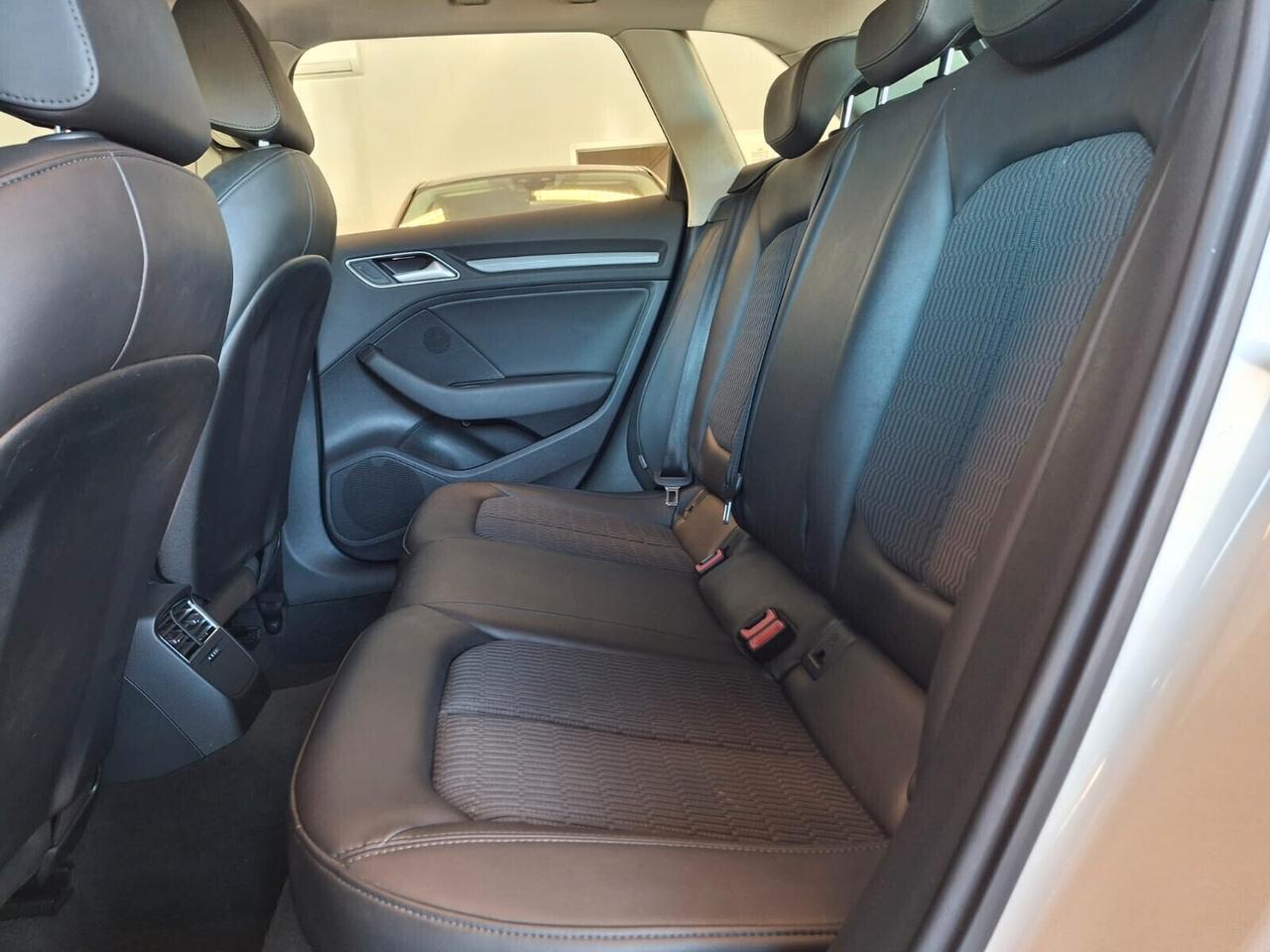 Audi A3 Sportback 1.6 tdi Business *NEOPATENTATI