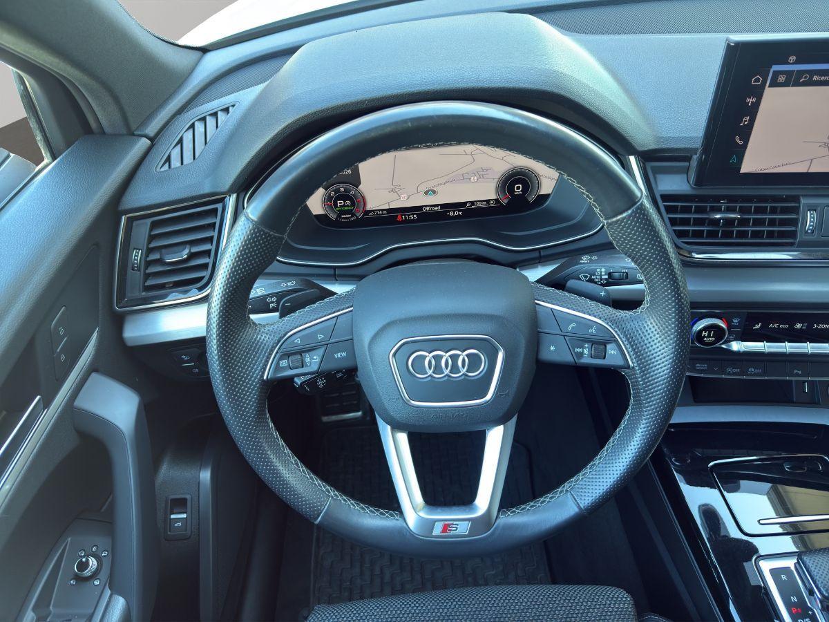 AUDI - Q5 Sportback - Q5 SPB 40 2.0 TDI 204 CVquattro S tr. S line plus TETTO