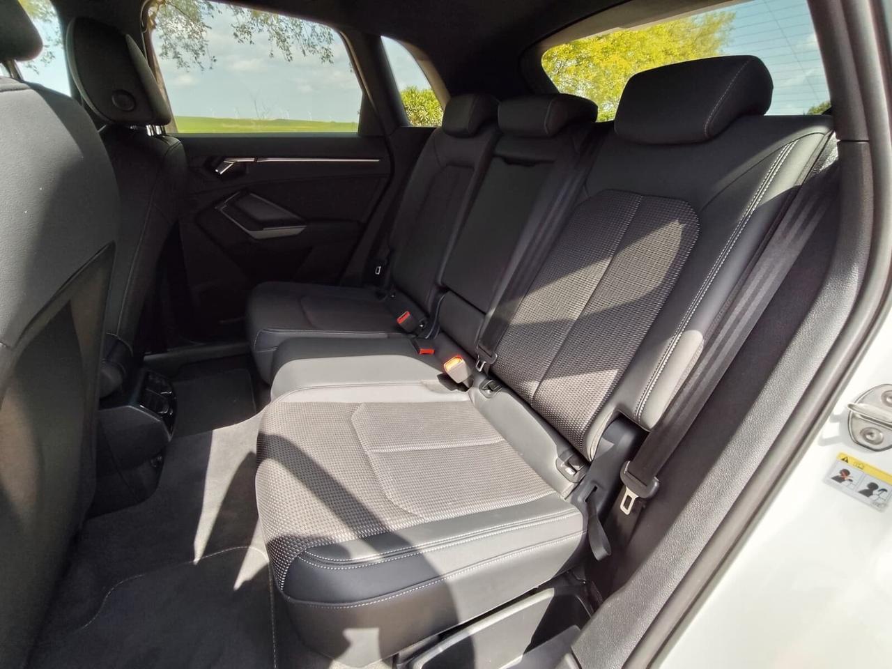 Audi Q3 35 TDI S tronic S line edition