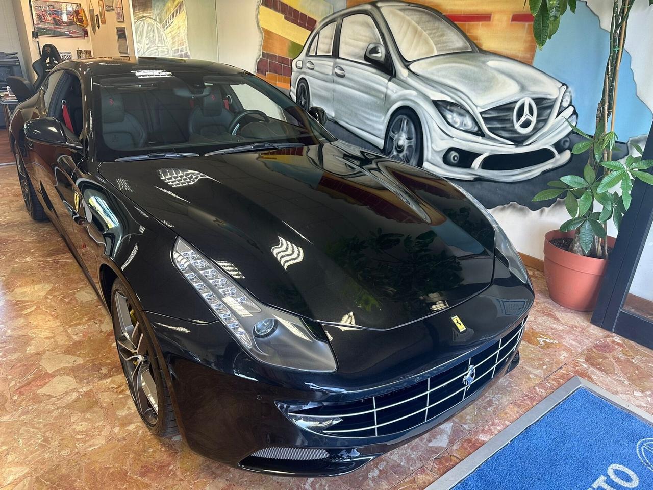 FERRARI FF V12 F1 NERO MET PELLE NERA NAVI KAMERA TETTO PANORAMICO LIFT 24 MESI POWER FERRARI FATTURABILE IVA 135.000 NETTO EXPORT