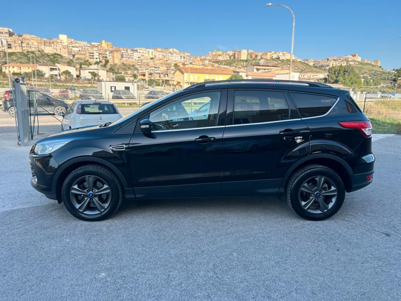 Ford Kuga 2.0 TDCi 140 CV 2WD Titanium DPF