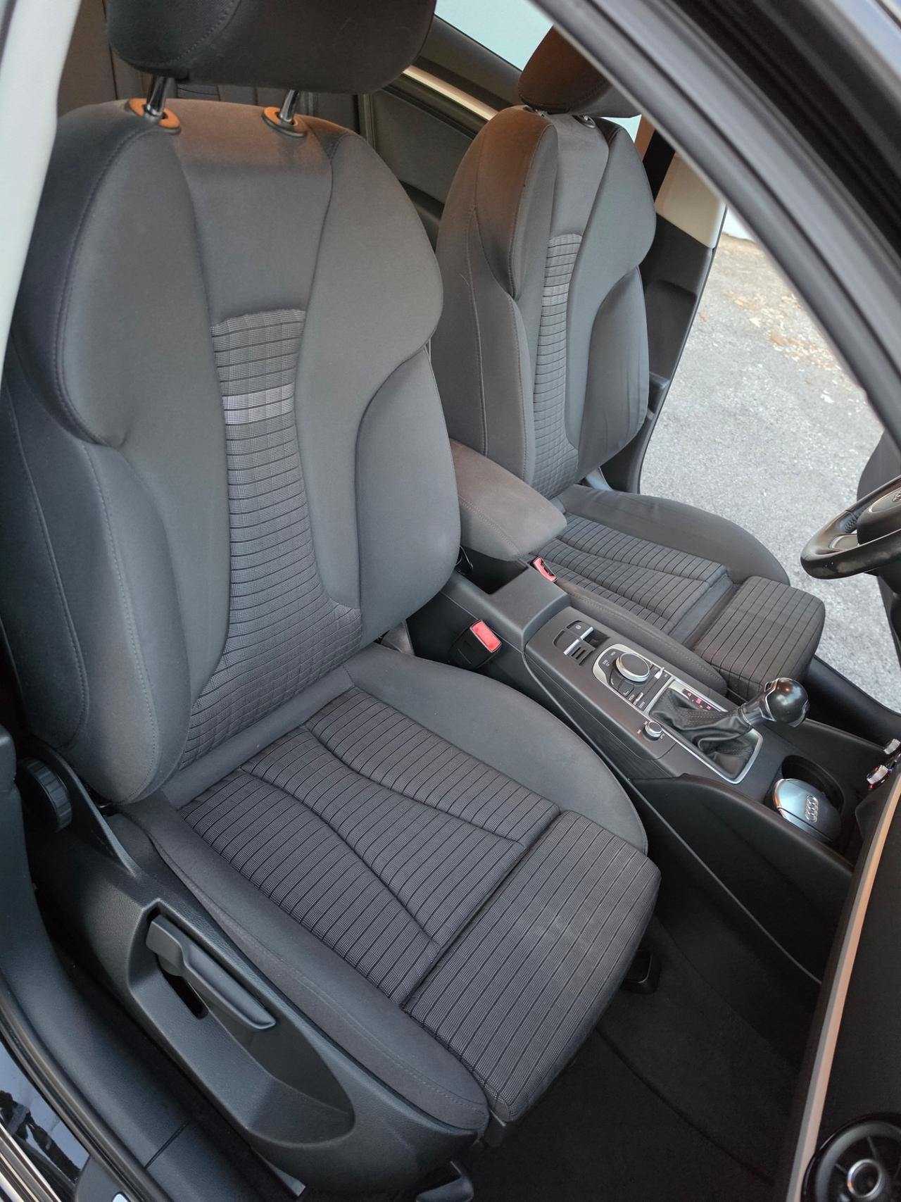 Audi A3 Sedan 1.6 TDI clean diesel S tronic Ambition