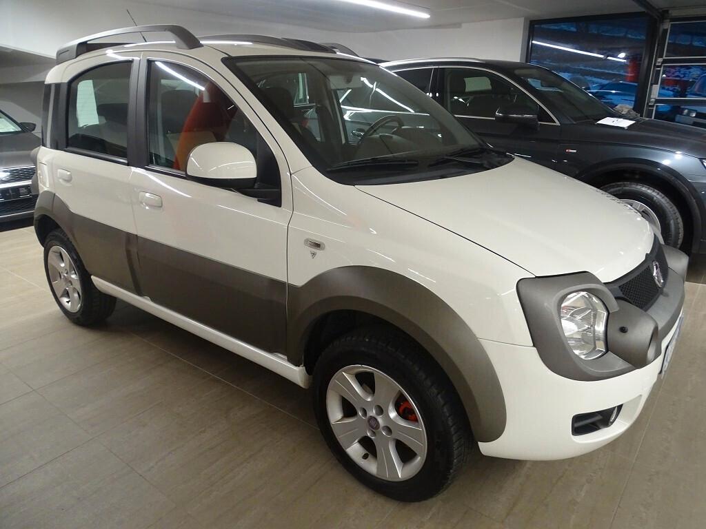 Fiat Panda 1.3 MJT 16V 4x4 Cross 75 CV neopatentati