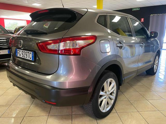 NISSAN Qashqai 1.6 dCi 2WD N-Connecta*LED/NAVI/AUTOMATICA*