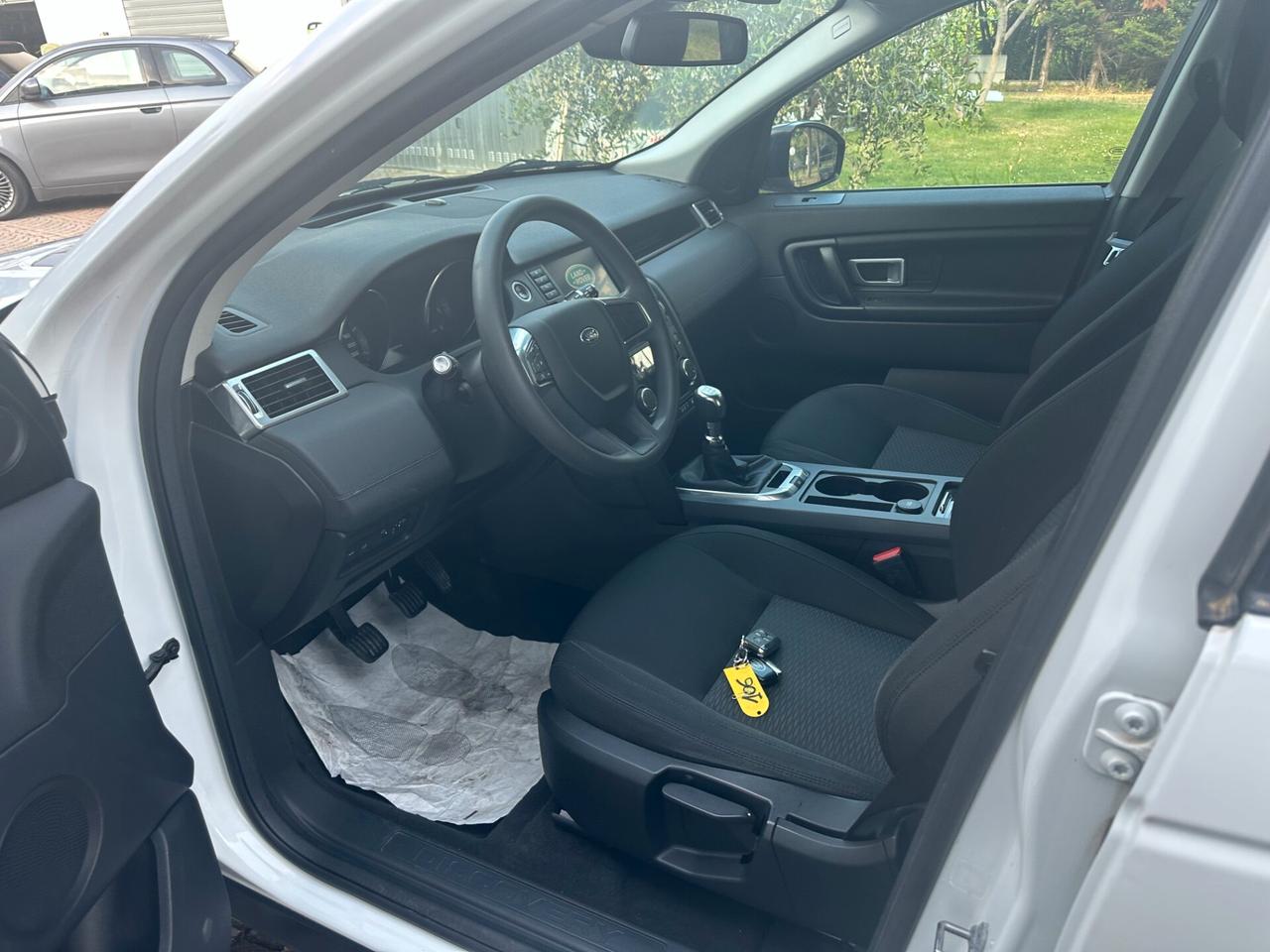 LAND ROVER DISCOVERY SPORT BELLISSIMO UNIPROPRIETARIO CON SOLO 98,000 KM FULL OPZ. PERMUTABILE