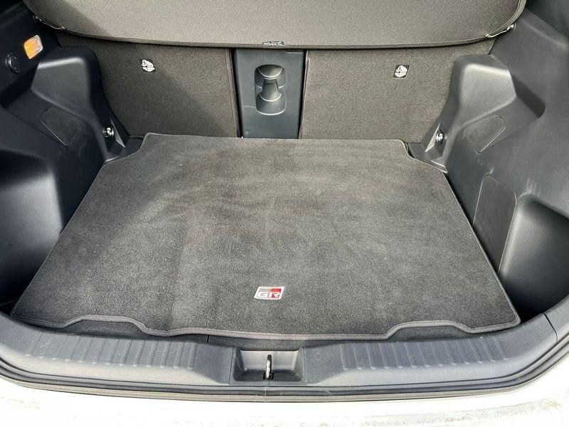 Toyota Yaris Cross 1.5H (130 CV) E-CVT GR Sport con Teck Pack