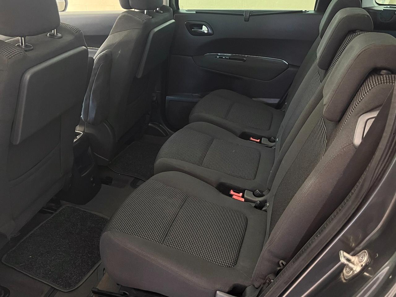 Peugeot 5008 1.6 HDi 112CV 7 posti