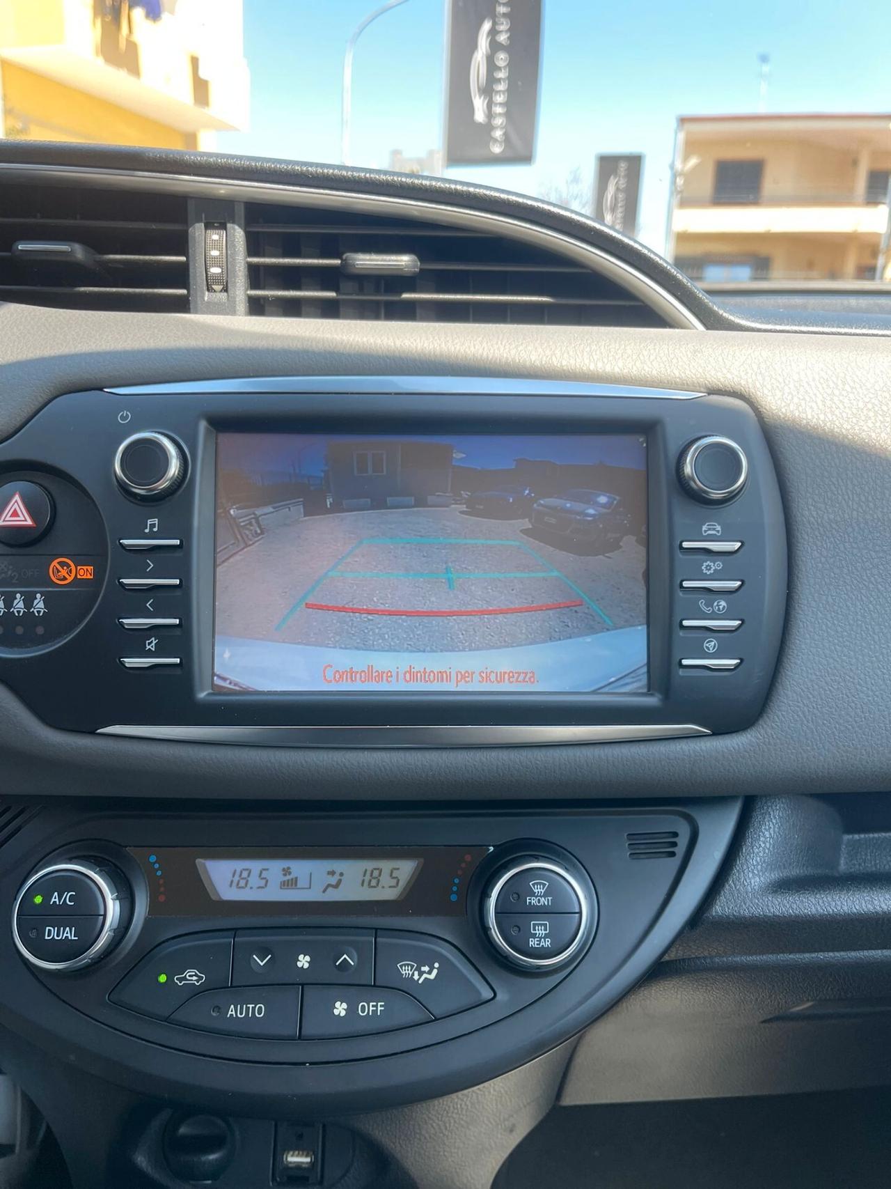 Toyota Yaris 1.5cc 73cv Hybrid Automatica 5 porte Active