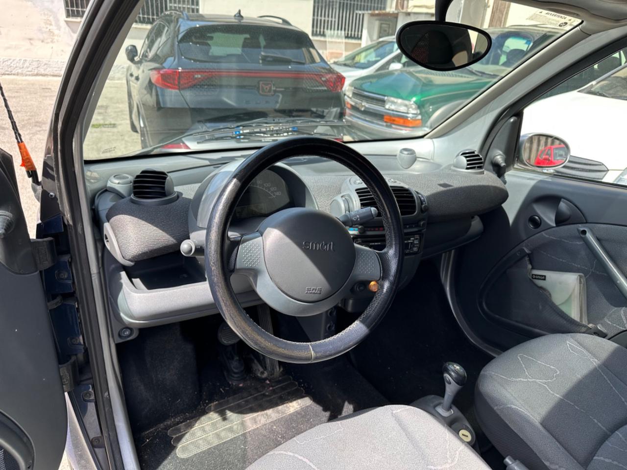 Smart ForTwo 700 coupé - Autonavigli