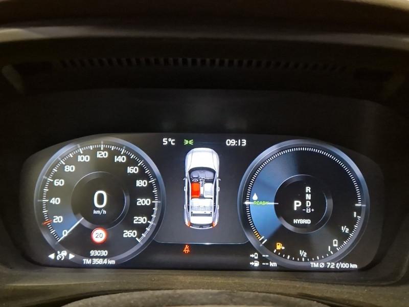 VOLVO XC40 T5 PLUG-IN HYBRID AUTO RECHARGE INSCR. 5 PORTE SUV