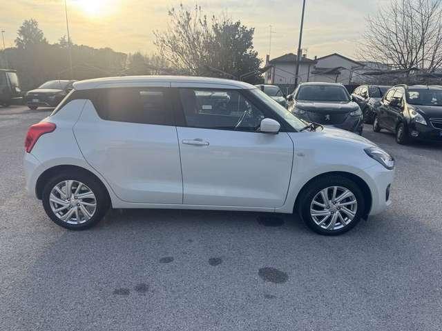 Suzuki Swift 1.2 Hybrid Cool