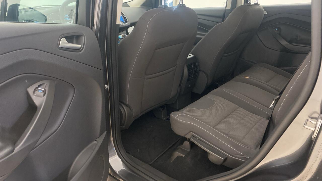 Ford Kuga 2.0 TDCI 120 CV **112.000 KM** TITANIUM 2016