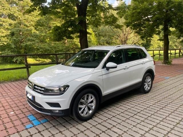 Volkswagen Tiguan 2.0 TDI SCR DSG 4MOTION Advanced BMT