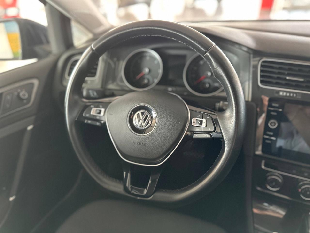 Volkswagen Golf 1.6 TDI 115CV DSG 5p. Business BlueMotion Technology
