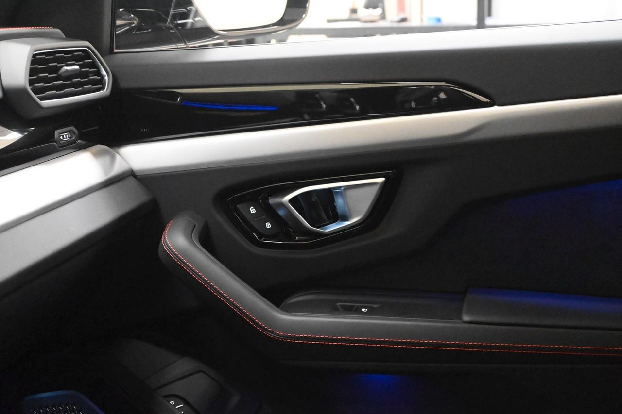 LAMBORGHINI Urus Urus 4.0 S