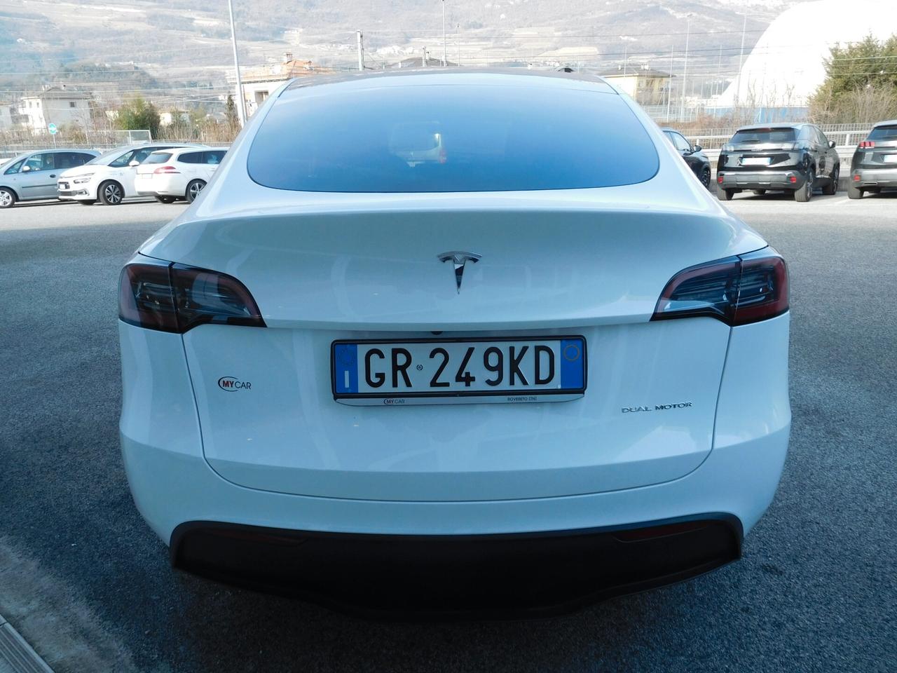 Tesla Model Y Long Range AWD - IVA ESPOSTA