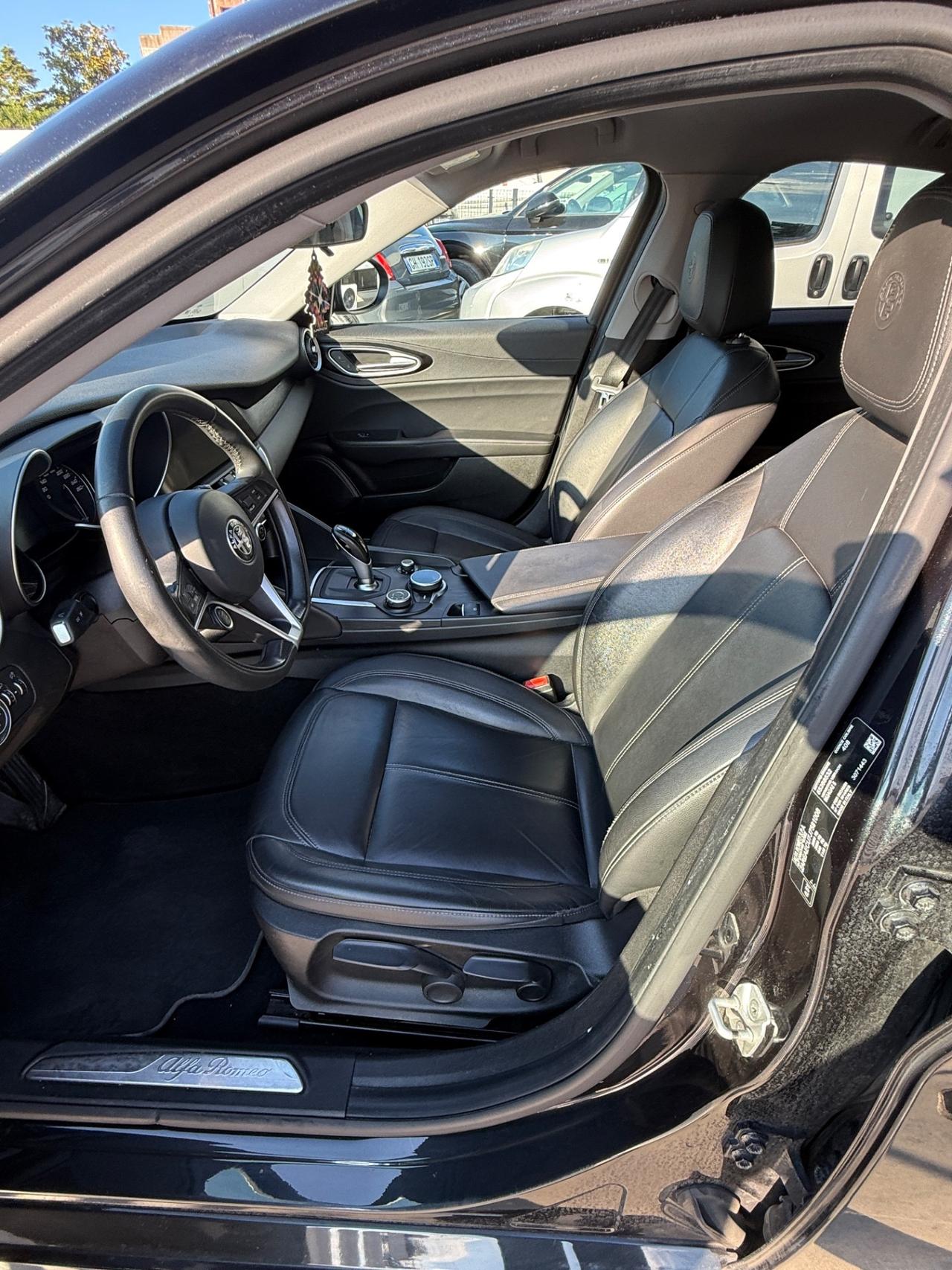 Alfa Romeo Giulia 2.2 Turbodiesel 136 CV AT8 Business