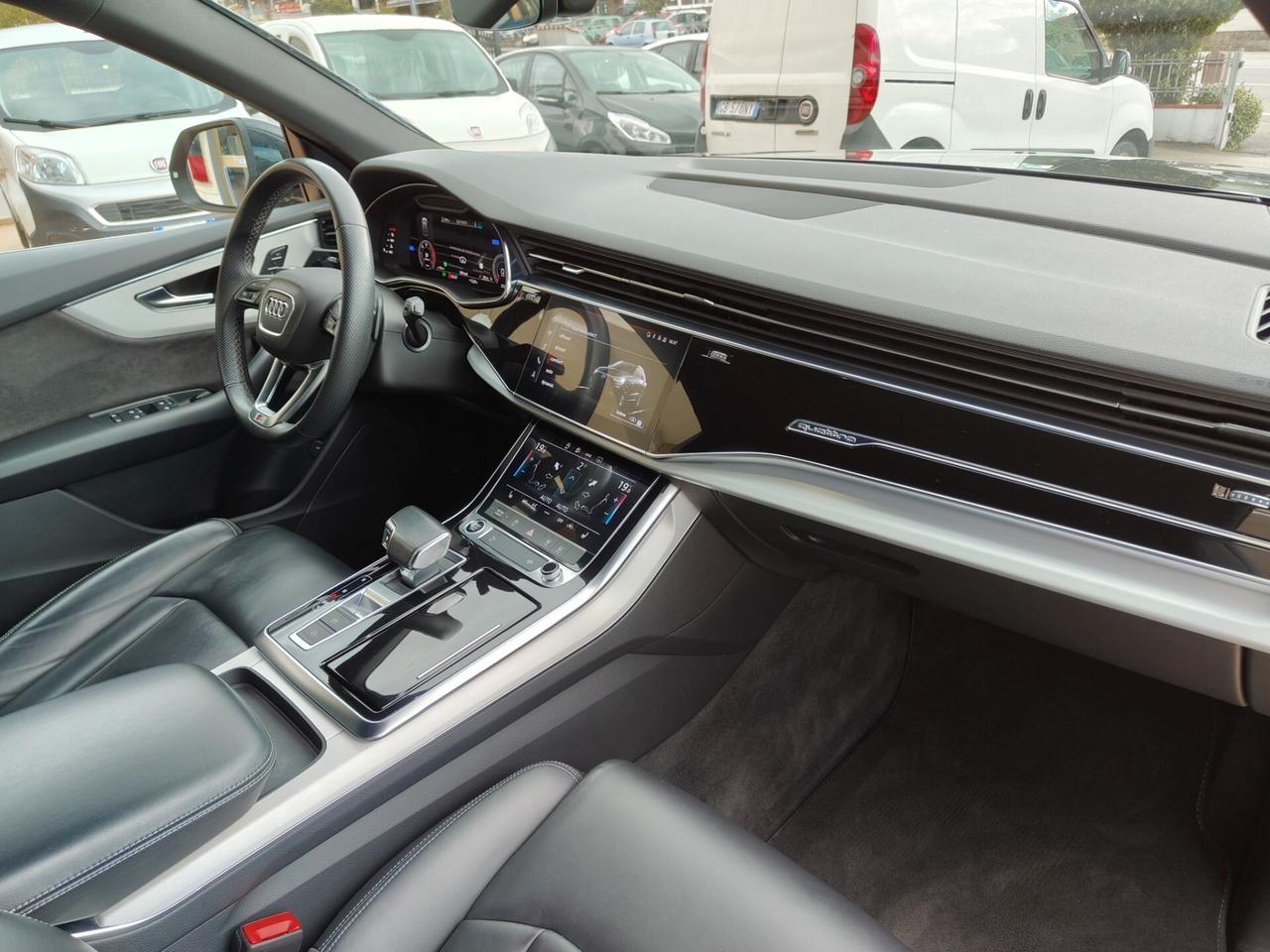 Audi Q8 45 TDI quattro tiptronic Sport