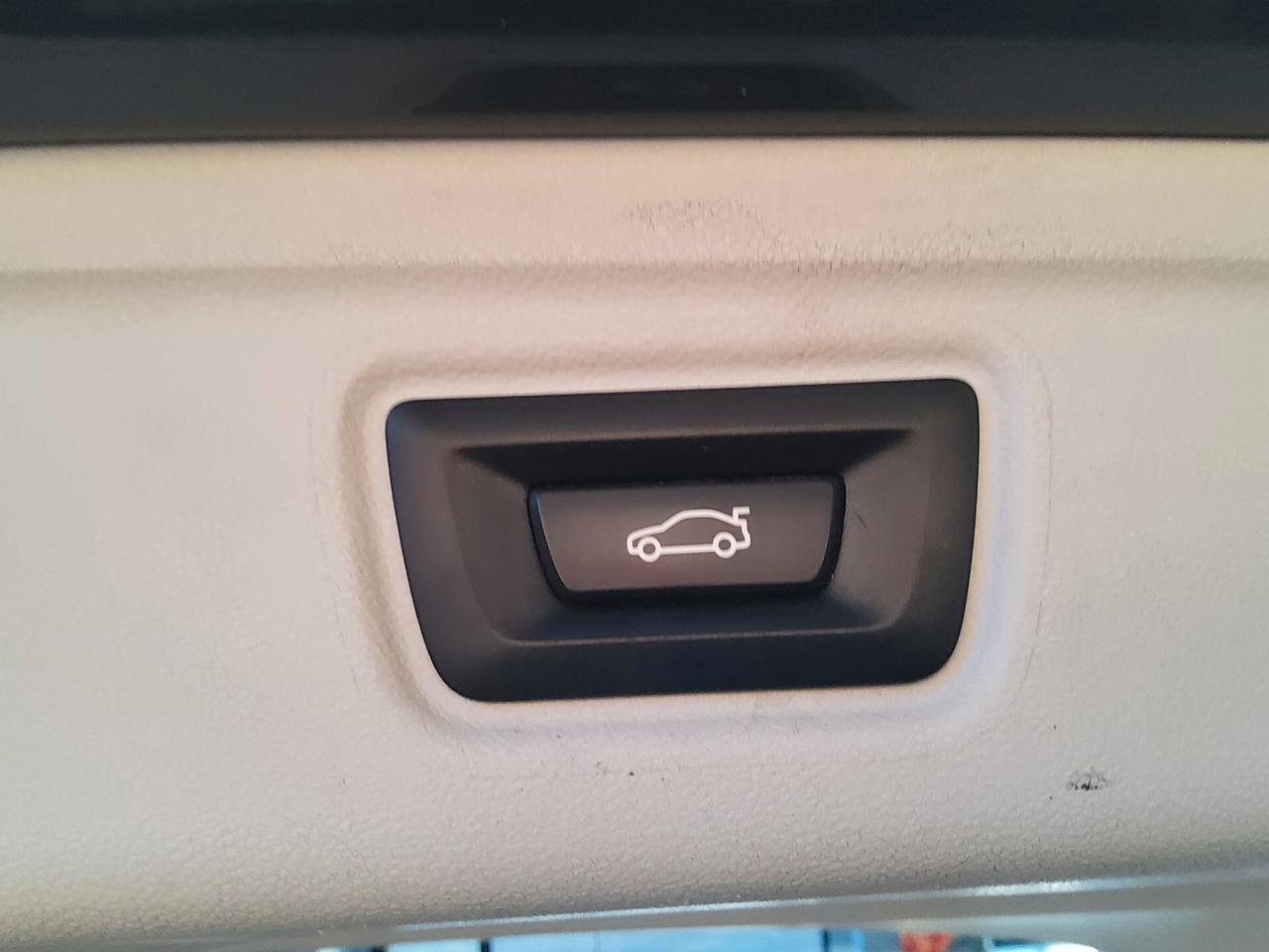 Bmw 318 318d 48V Touring Business Advantage