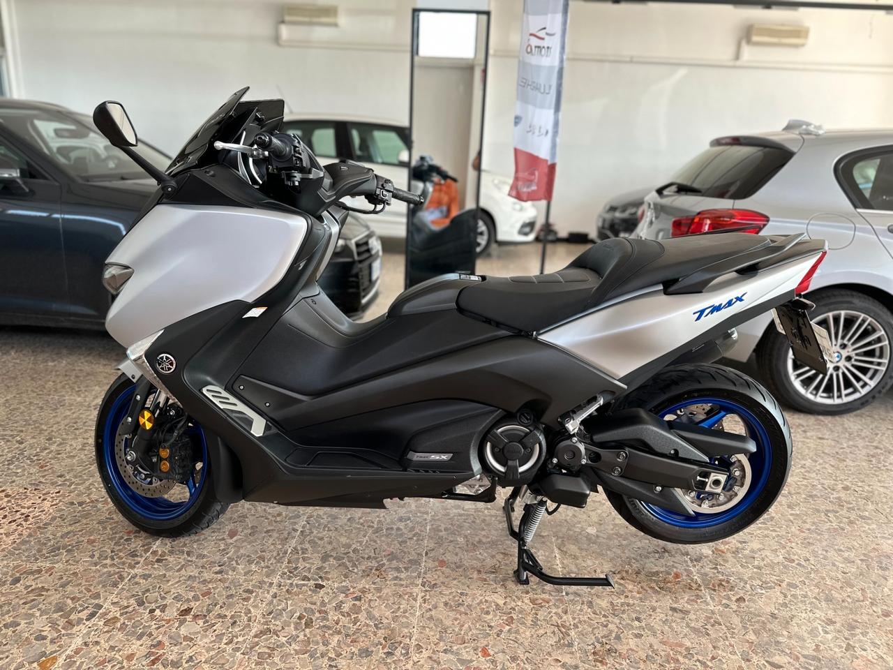 YAMAHA T-MAX 530 SX 2018 SPORT EDITION