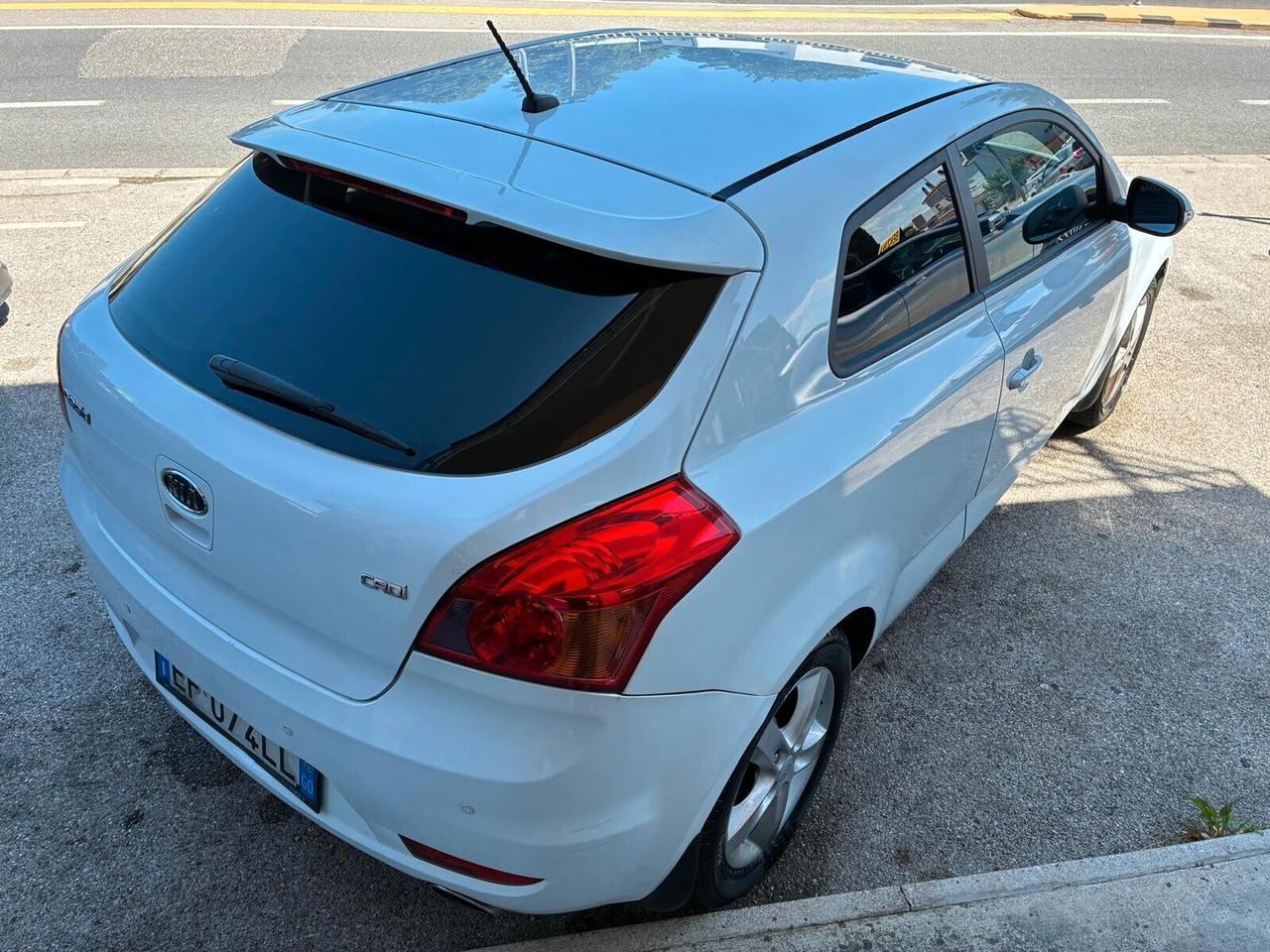 Kia Ceed 1.6 CRDI Neopat