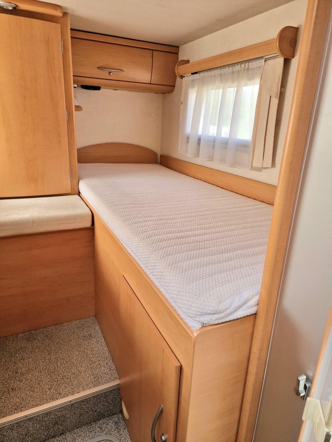 Motorhome frankia luxury del 2005 tre assi in saldo 132