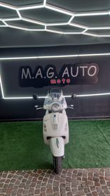 Piaggio Vespa 300 GTS